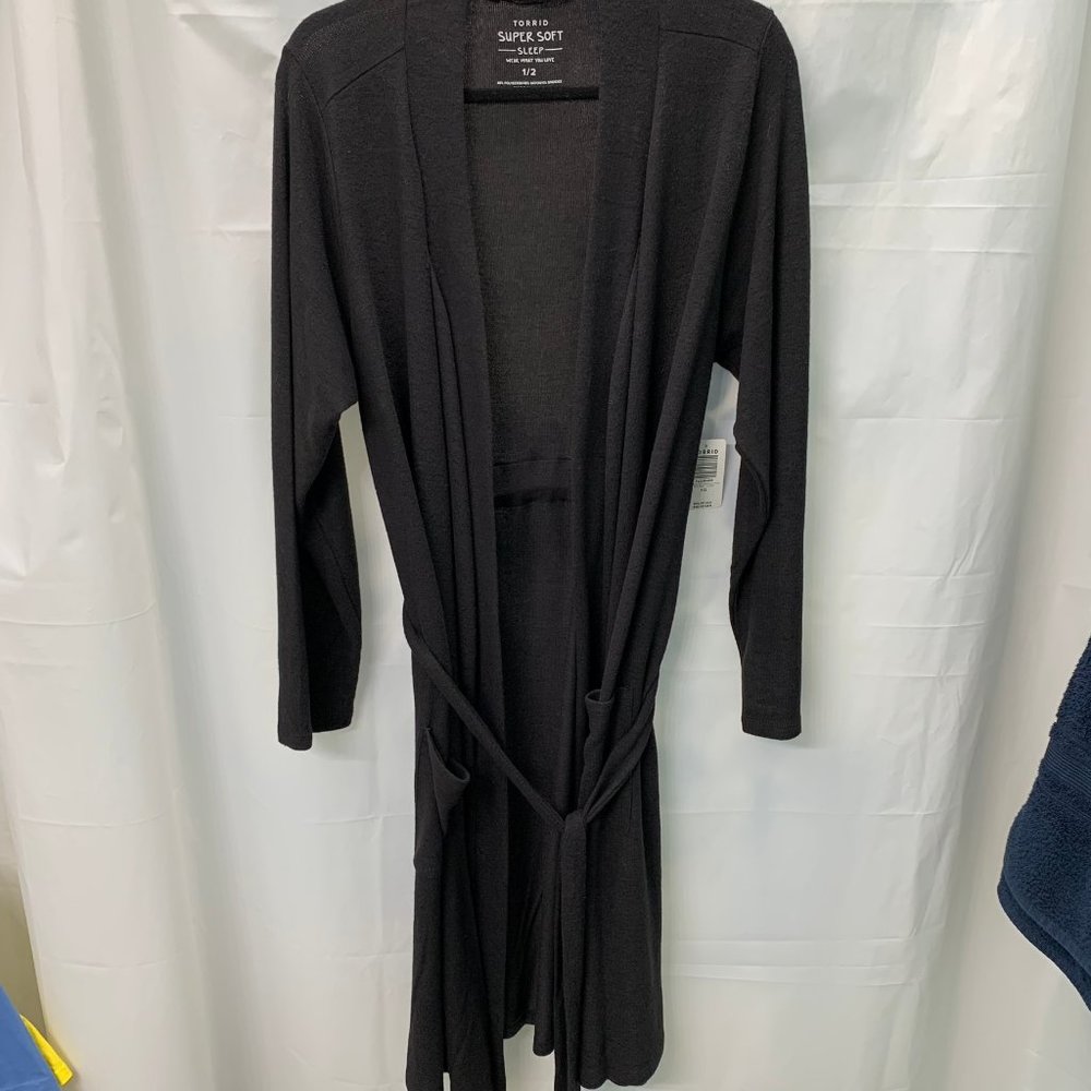 NWT Torrid Super Soft Black Tie Sweater/Robe
